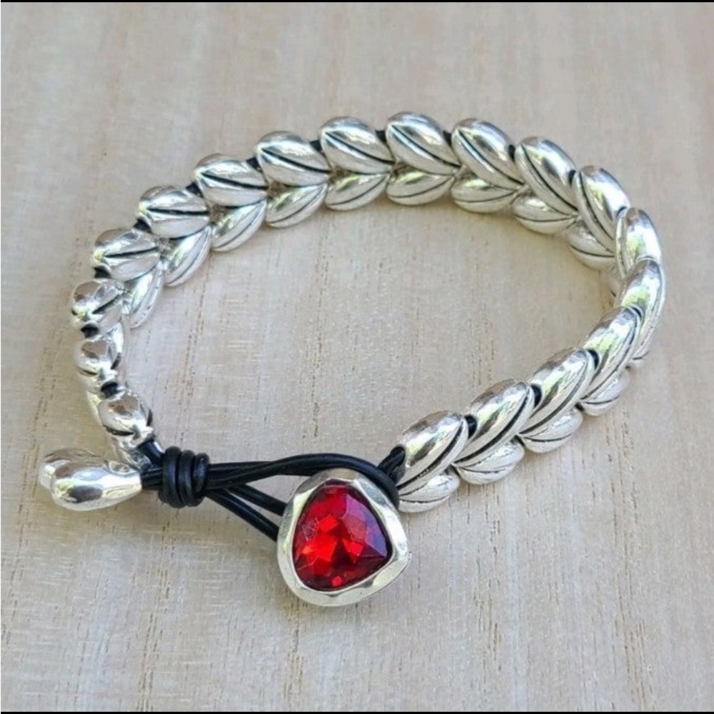ESPIGA •  Bohemian Bracelet • Red Crystal